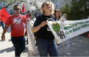 nico emily & sylvia at rally